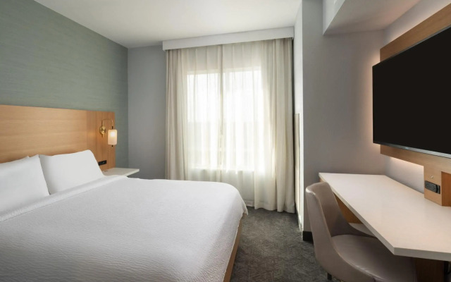 DoubleTree by Hilton Houston Westchase