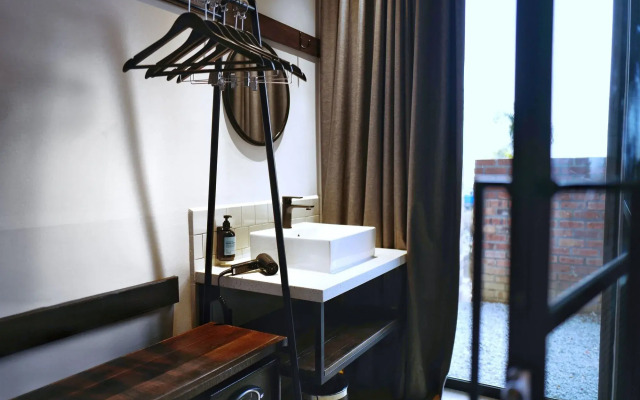 Tune Hotel Klia-Klia2 (Airport Transit Hotel)