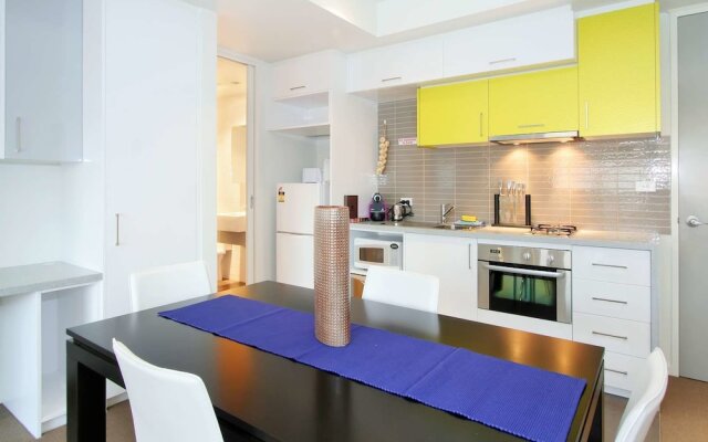 St Kilda Location and Style