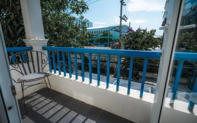 Cavilla Hotel & Apartment