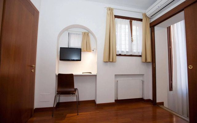 Ca' Foscolo Residence