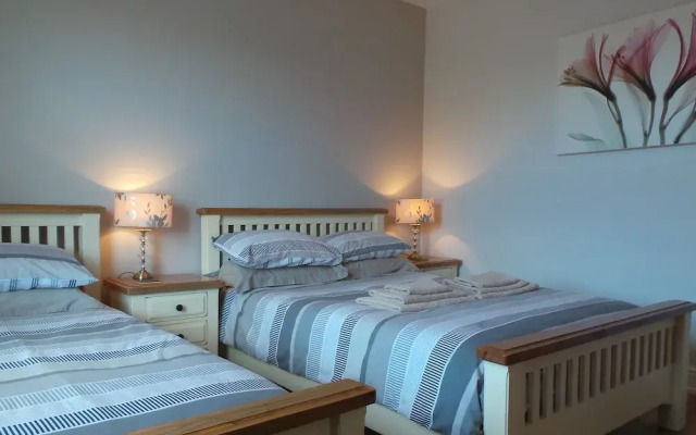 Laurels Bed & Breakfast