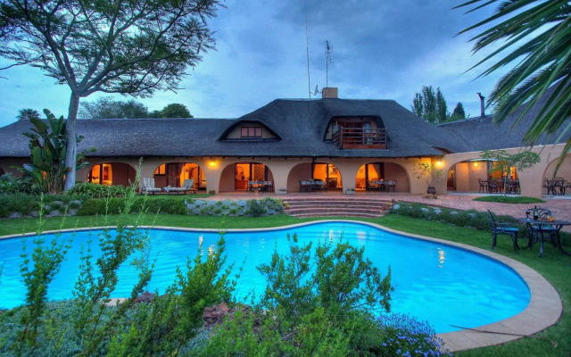 Tladi Lodge