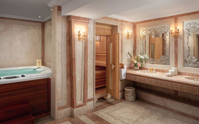 Palm Royale Resort - Soma Bay