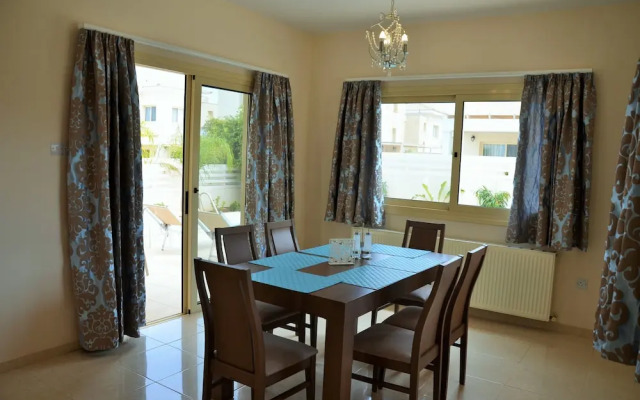 Anthorina Villa 18