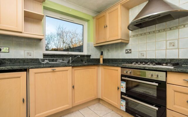 Oscar Owen - Graveney House