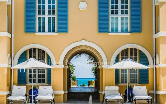Villa Renaissance Grace Bay