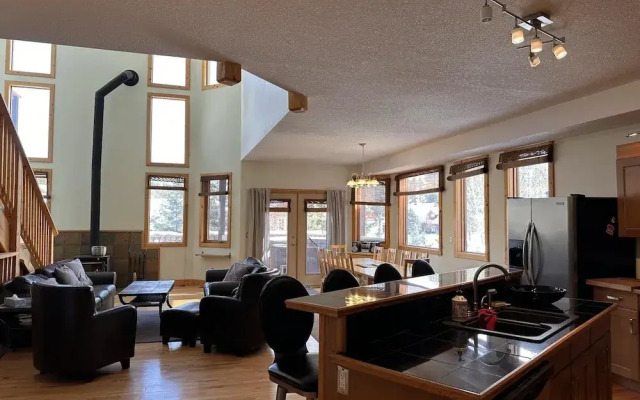 The Stemwinder Lodge by Simply Kimberley