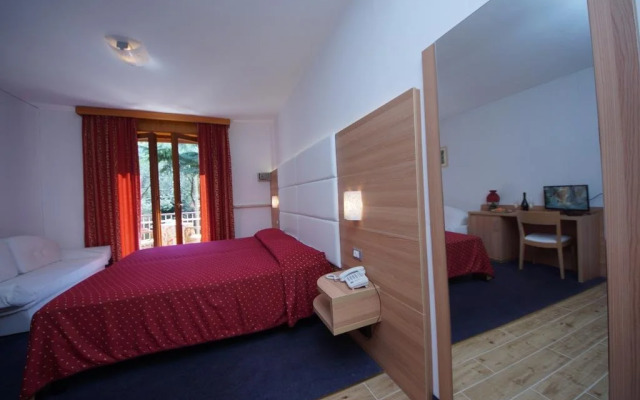 Hotel Alpi