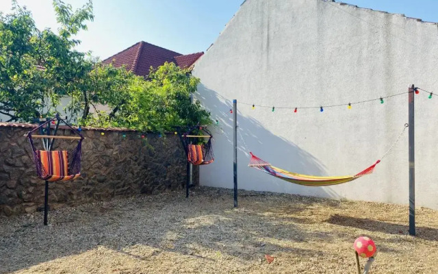 Central Apartment with Garden in Blaj