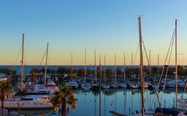 Classé 3 étoiles - Magnifique vue sur le port