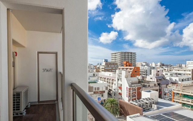 Living Inn Asahibashiekimae Premier