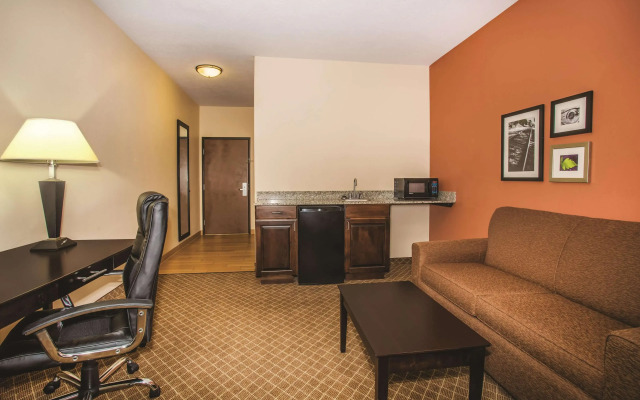 La Quinta Inn & Suites by Wyndham Ely