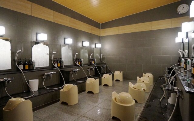 Hotel & Spa TOPOS Sendai Station - Caters to Men