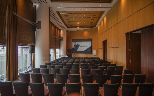 BurJuman Arjaan by Rotana