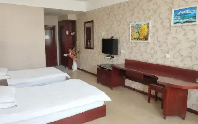 Kashgar East Lake View Hotel (Gucheng Branch)