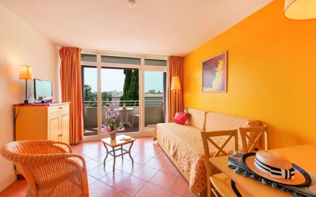 SOWELL Family Le Grau du Roi