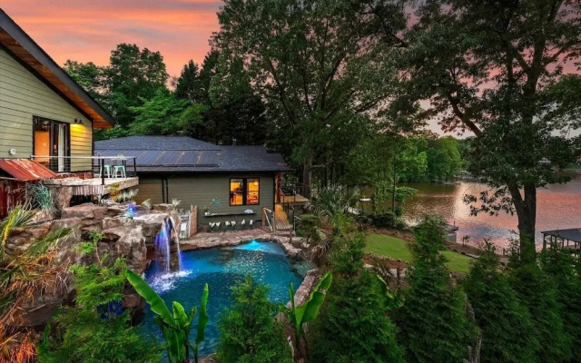 Nancy Key W/pool, Wine Cave, Optional Boat Rental