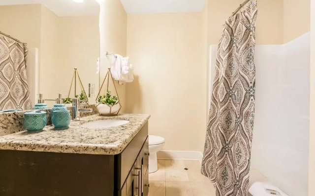 Cozy Condos near French Quarter