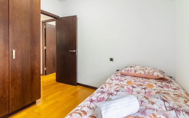 Flatguest Tabaiba II