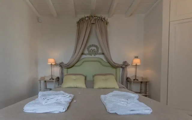 Villa Aphrodite sunkissed MykonianLuxury