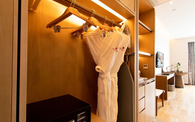 Ramada Plaza Wyndham Wenzhou Cangnan