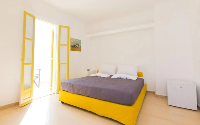 Sunny Days Hotel Fira Santorini