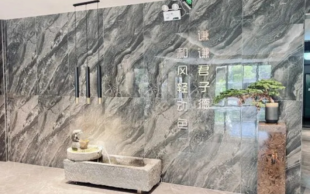 Xinxuan Hotel (Zhengzhou Zhongzhou Avenue Qilihe Subway Station)