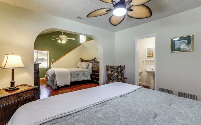 Route 66 Retreat: Dog-friendly Home in Williams