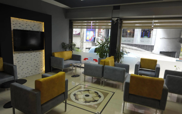 Anil Hotel
