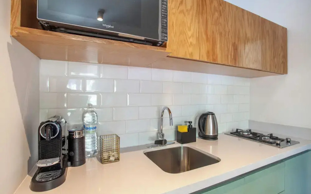 Bright & sweet unit in middle Polanco