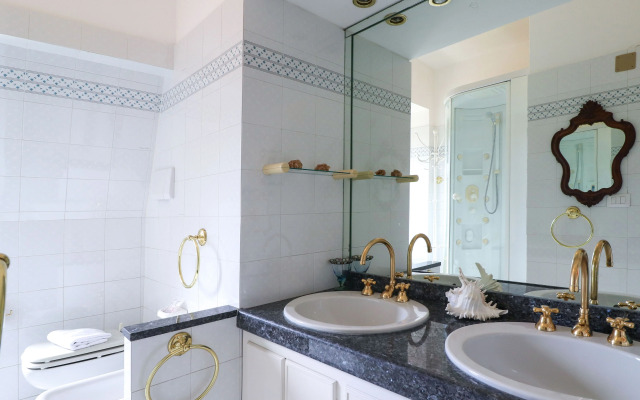 GE-I225-PMAZ33A5 - Piazza Mazzini 33