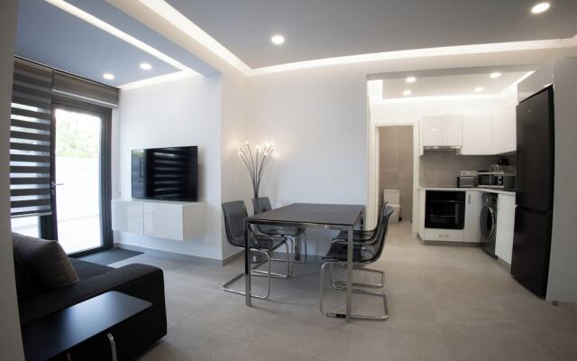 Phaedrus Living Luxury Mackenzie Flat