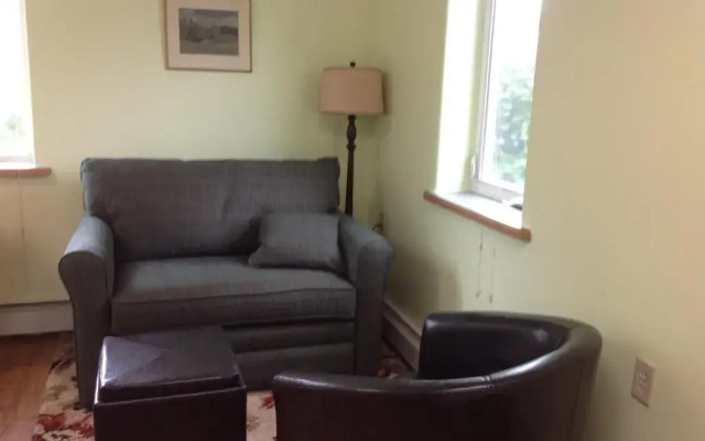 A Suite Alaskan Inn