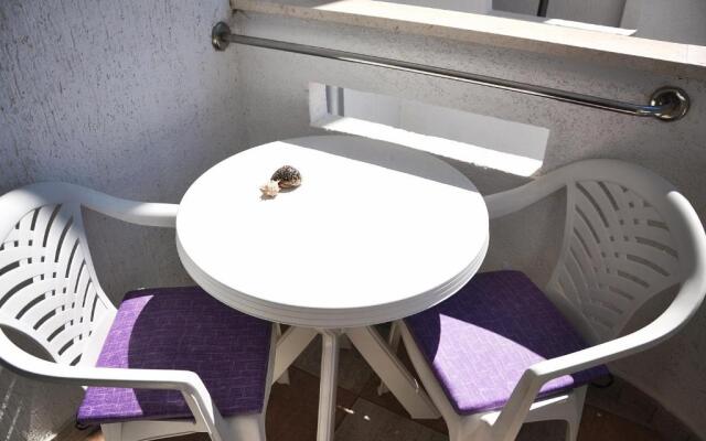 Sunrise Studio Apartments 3