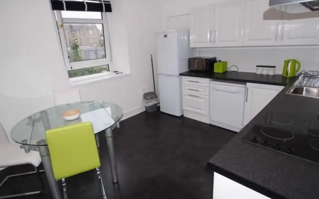 Thistle Apartments