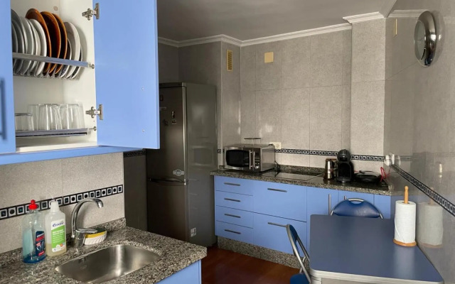 Apartamento en Luis Montoto, Nervión. Céntrico