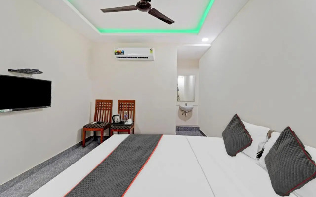 Townhouse 1096 Hotel Redfox Nungambakkam
