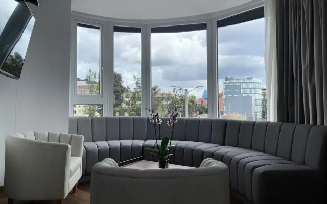 VOU Suites by Avia Suites