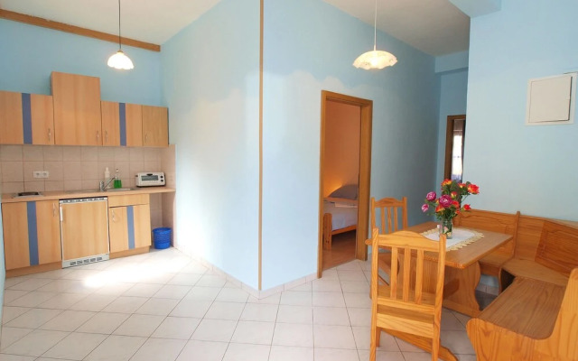 Apartment 1160