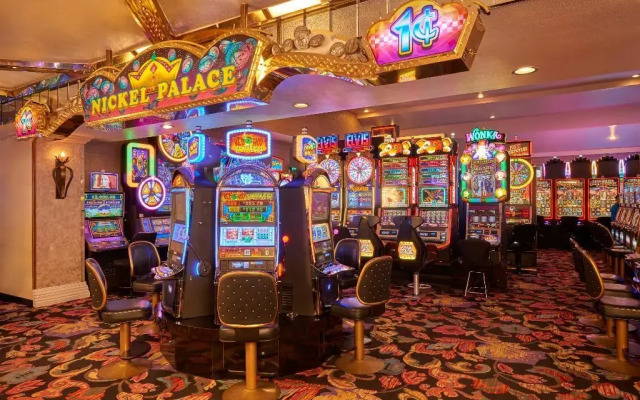 Four Queens Hotel and Casino
