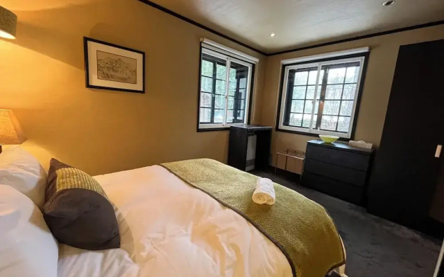 Hakuba Mountain Lodge