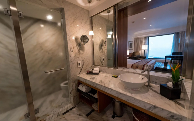 InterContinental Marine Drive Mumbai by IHG