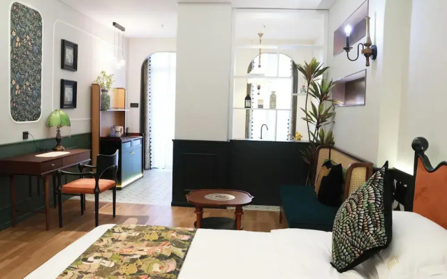 Vishan Garden Trendy Hostel