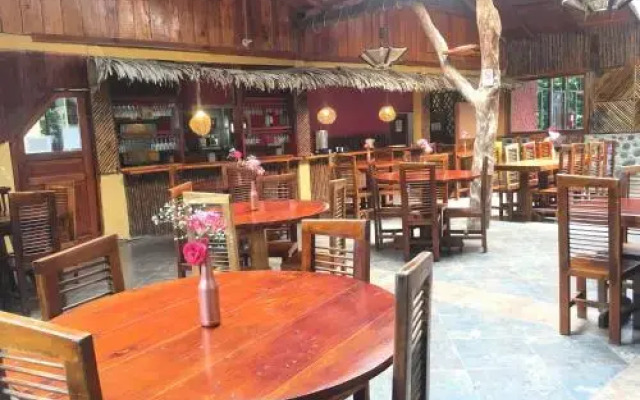Hostal El Edén de Mindo