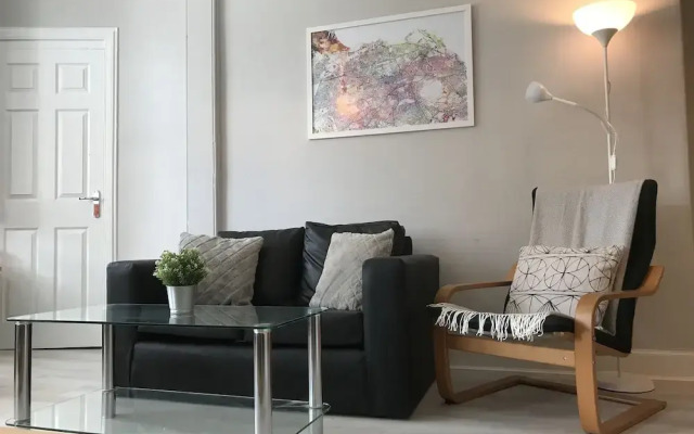 Easter Road Edinburgh Apartment