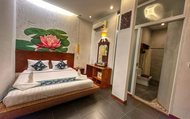 Monsoon Boutique Hotel