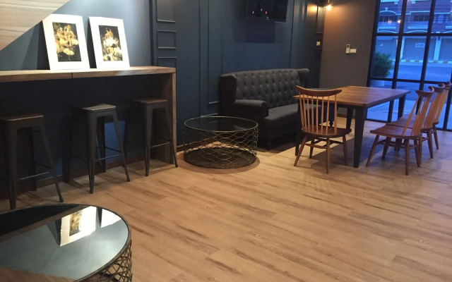 OYO 488 Delight Residence