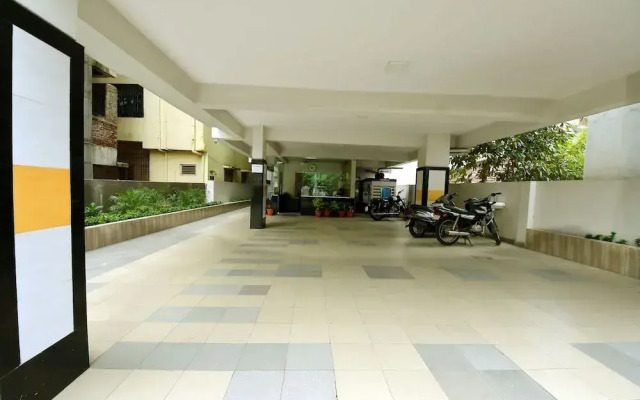 sri maharaja inn