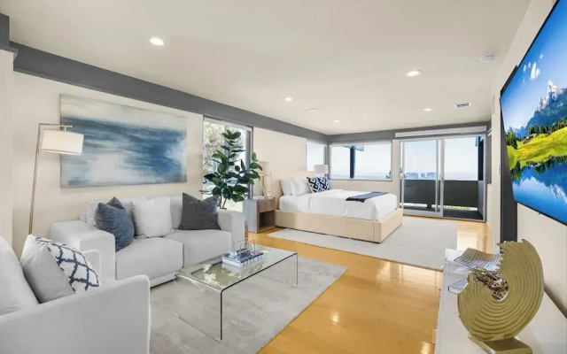 Solara Point - Sunset to Skyline With Pool & Epic Views